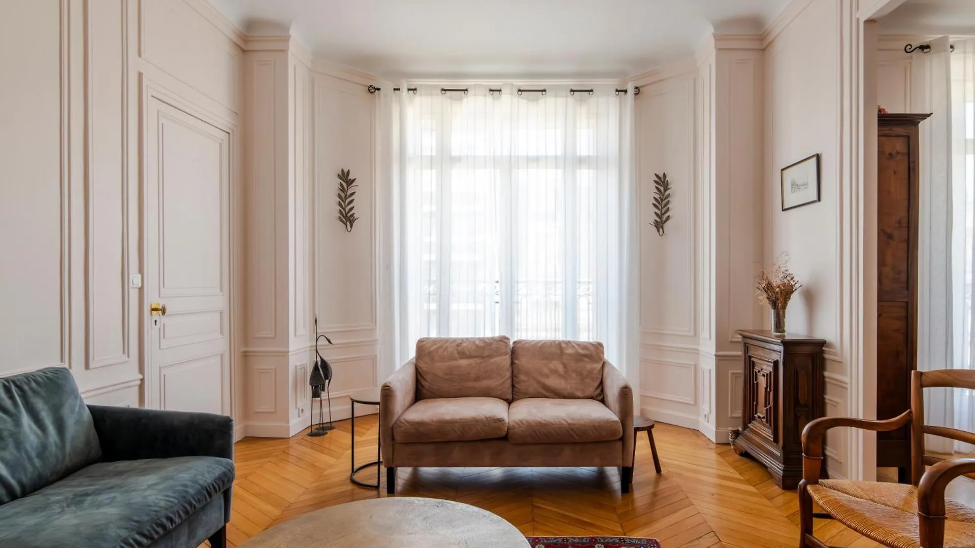 Apartment Veeve - Avenue To The Eiffel Tower
