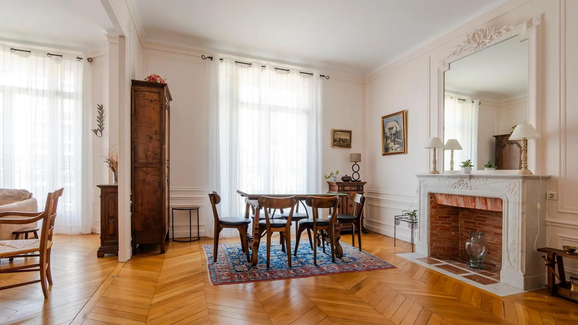 Apartment Veeve - Avenue To The Eiffel Tower *