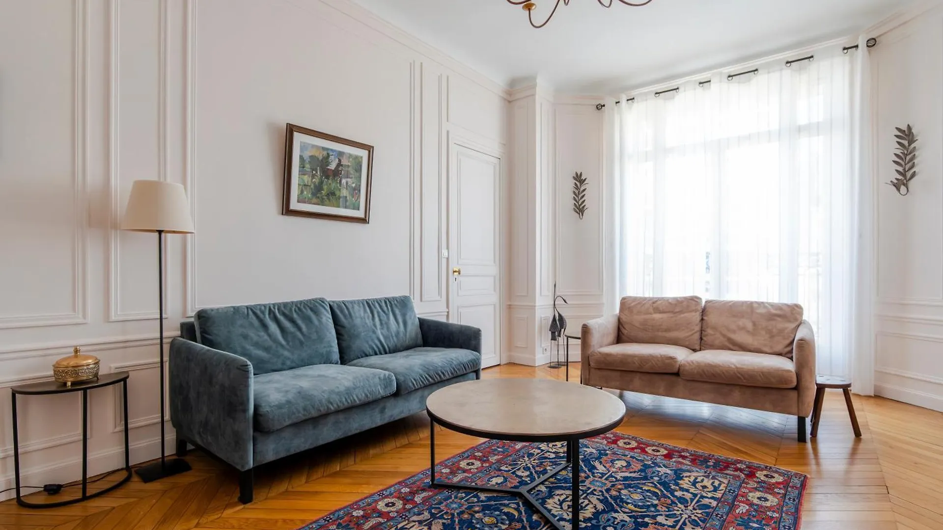 Apartment Veeve - Avenue To The Eiffel Tower Paris